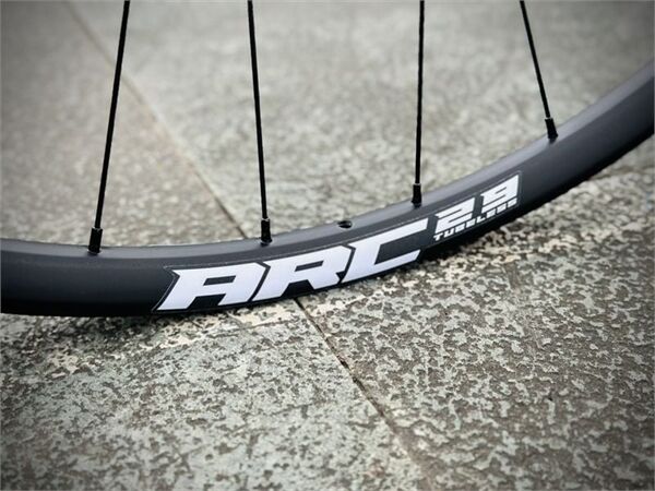 Bộ bánh xe đạp MTB Pinnacle Arc Hiệu Suất Cao 148x12 110x15 HG XD MS